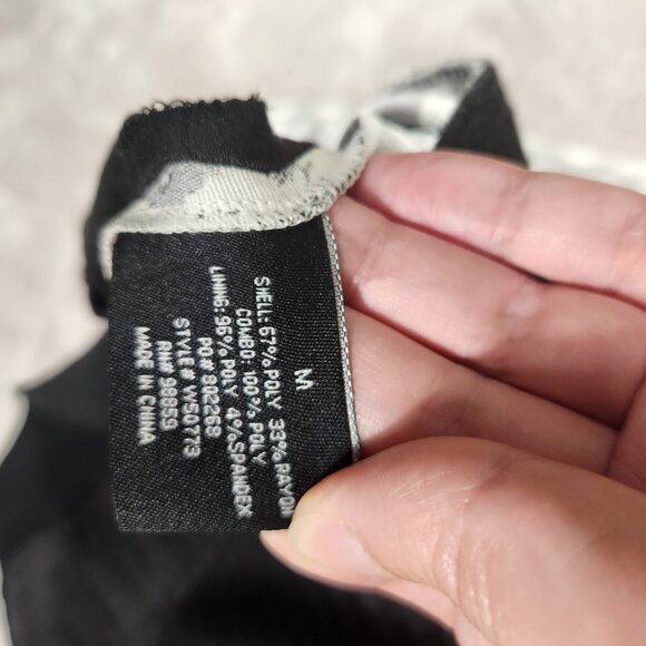 W118 By Walter Baker Sweatshirt Women's size M - Picture 11 of 11